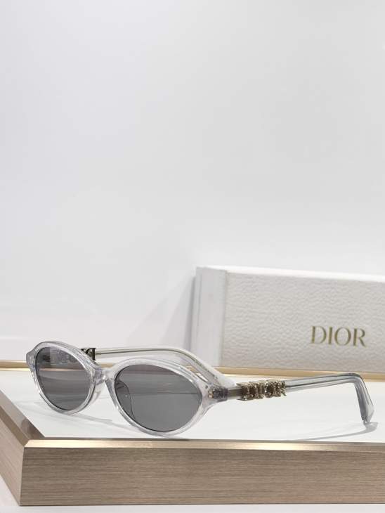 Picture of Dior Sunglasses _SKUfw76989619fw